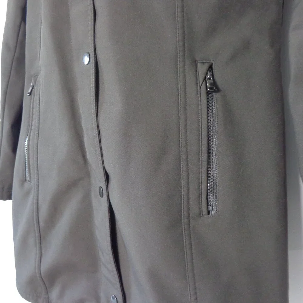 Liz Claiborne Women’s All Weather Coat Black Zip Snaps Hooded Mesh Lining Size M